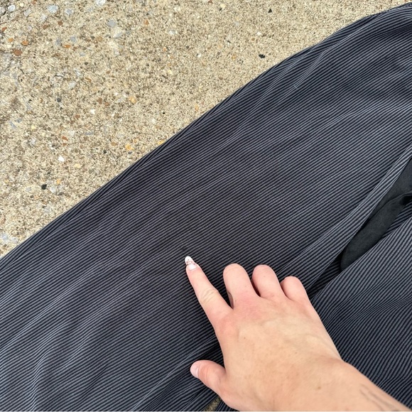 VICTORIA SECRET Black Long Sleeve Crop Top and Jogger lounge Set small - Picture 5 of 9